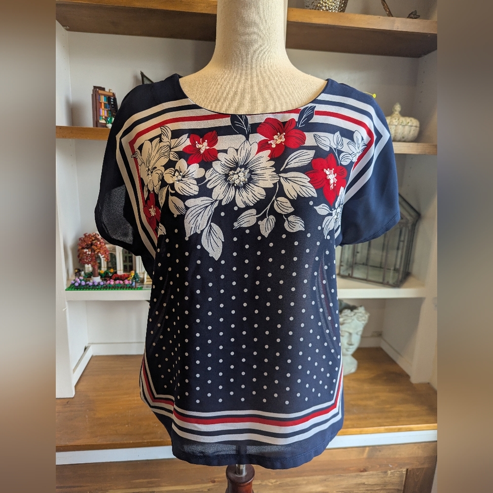 Alfred Dunner Petite Vintage Patriotic Floral Short Sleeve Blouse Size 12 petite